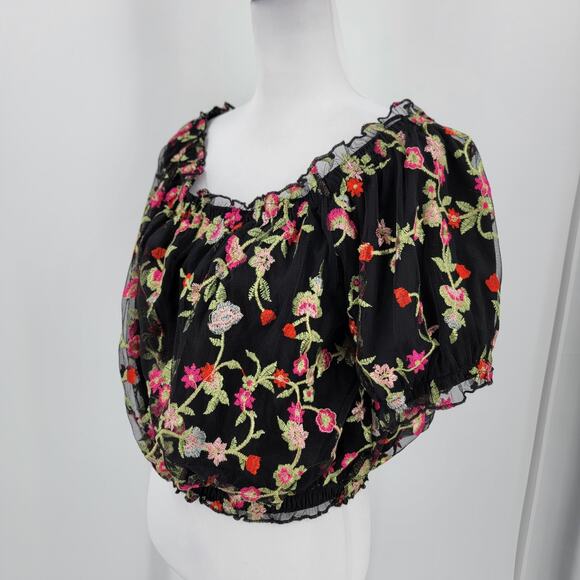Forever 21+ Crop Top Womens 1X Off the Shoulder Black Floral Embroidered Boho - Picture 3 of 10